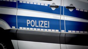 Verkehrsunfall mit Polizeiauto in Wittenau