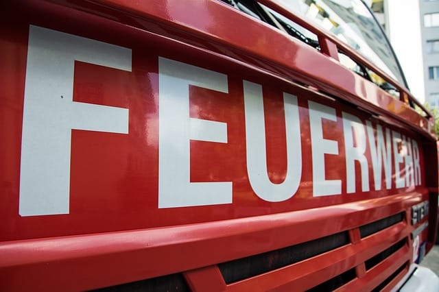 Auto in Borsigwalde angezündet Auto in Borsigwalde angezündet