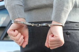 Senior durchschaute Betrugsversuch und half Polizei