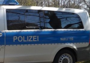 Drogen und gefälschter Impfpass bei Auto-Kontrolle entdeckt